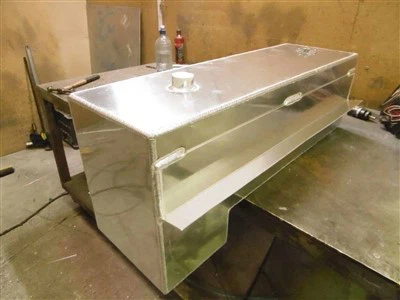 板金加工金属プレス部品